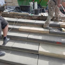 Natursteinbetrieb NRH - Hannover - Treppe Klostergang am Leineufer neue Stufen